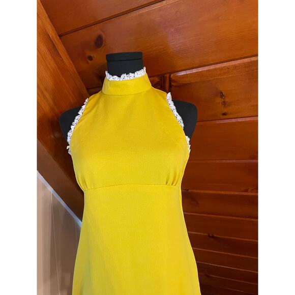 Vintage 70s Bright Yellow Lace Trim Keyhole Empire Waist Maxi Dress - Picture 3 of 7